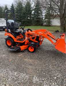 Tracteur de jardin compact BX Series LA344, 25 CV, diesel intelligent, chargeur frontal sans fil, moteur 2 temps 196cc, tondeuse autoportée - Product Image 4