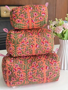 Set de Neceseres Acolchados de Algodón Ecológico Vintage con Cierre de Cremallera, Gran Capacidad y Estampado Floral - Product Image 1