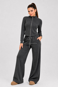 Custom Wholesale Design <b>Women</b> <b>Velvet</b> Zip up Cropped Hoodie Sweatpants Velour Tracksuit Activewear Two Pieces Set - Product Image 4