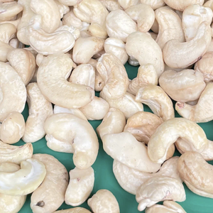 Venta Caliente de Nueces de Anacardo Crudas de Alta Calidad WW180, WW240, WW320, Nueces de Anacardo LP W320, Nueces de Anacardo OEM, ODM - Product Image 1