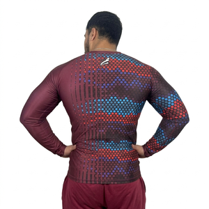 เสื้อแรชการ์ดผู้ชายแบบปรับแต่งได้ - ระบายอากาศได้ดีและแห้งเร็ว มีขนาดและสีให้เลือกตามต้องการ ขายดีที่สุดสำหรับผู้ใหญ่ - Product Image 2