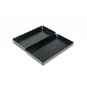 Bandeja de Servicio Moderna de Metal Marvelous con Asas de Diseño, Diseño Indio Auténtico, Ideal para Eventos de Alta Gama - Product Image 2