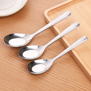 Cuillère à soupe en acier inoxydable au design classique, couverts décoratifs pour mariage et fête, à prix incroyables - Product Image 1