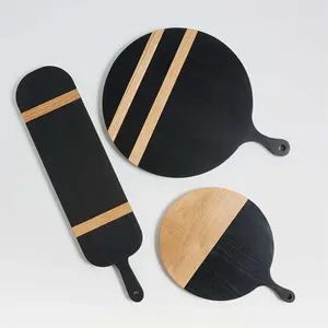 Planche à découper en bois artisanale durable, conçue pour la découpe de la viande avec contrôle de la profondeur pour une préparation alimentaire efficace - Product Image 4