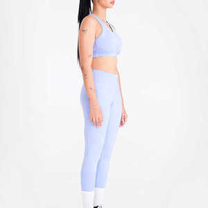 Vente directe usine – Ensemble de yoga 2 pièces pour femme, taille haute, respirant, séchage rapide, écologique, pour entraînement et fitness - Product Image 6