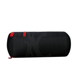 Bolsa de lona duradera diseñada para viajes, gimnasio, entrenamiento deportivo y uso diario, que ofrece almacenamiento y un manejo cómodo. - Product Image 4