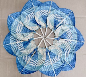 VENTE FLASH Éventail en feuille de palmier vert bambou 2025 – Cadeau rustique et écologique pour invités de mariage, idéal pour la décoration - Product Image 4