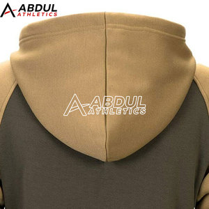 เสื้อฮู้ดดี้ผู้ชายสไตล์ลำลอง ออกแบบมาเพื่อความสบายตลอดวันด้วยเนื้อผ้านุ่มและดีไซน์ทันสมัย - Product Image 4