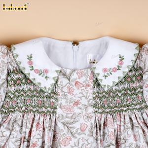 DR4520 – Robe smockée vintage à motifs floraux avec bordure décorative - Product Image 5