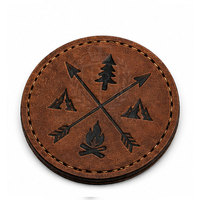 Écussons en cuir sur mesure, étiquettes personnalisées avec logo en relief, accessoires vestimentaires haut de gamme pour les commandes en gros de vêtements