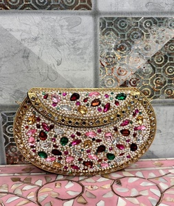 Bolsos y carteras elegantes con adornos Kundan para bodas, fiestas y ocasiones festivas, bolso de mano metálico. - Product Image 1
