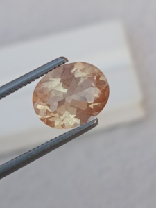 Pierre de soleil d'Oregon naturelle rouge orangé, taille ovale 6,8x5,10 mm, 0,70 carats, pierre précieuse en vrac pour la fabrication de bijoux par Haram Gems Art - Product Image 1