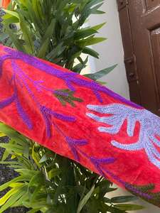 Chaqueta de terciopelo Suzani bordada a mano, estilo bohemio, abrigo suave y cómodo con estampado floral para bodas y fiestas. - Product Image 6