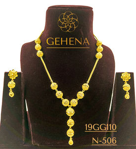 ชุดสร้อยคอสั้น5กรัมชุบทอง24K ทันสมัยออกแบบทันสมัยต่างหูแหวนเซ็กซี่เครื่องประดับแฟชั่นหรูหราสำหรับงานแต่งงาน - Product Image 1