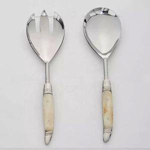 Juego de servicio de ensalada de plata pulida con espejo de acero inoxidable con mango sólido redondo de mármol blanco - Product Image 5