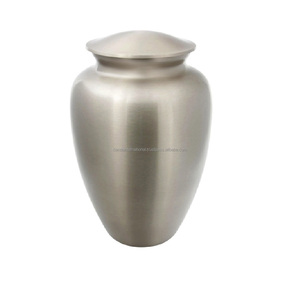 Urnas de cremación para adultos de latón con adhesivo de diseño de flores hermosas y de alta calidad con urnas funerarias de Metal con acabado negro - Product Image 4