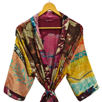 Robe kimono de luxe en soie patchwork, cache-maillot de bain, tenue de nuit, longue robe, kimono indien vintage fait main en soie de sari recyclée
