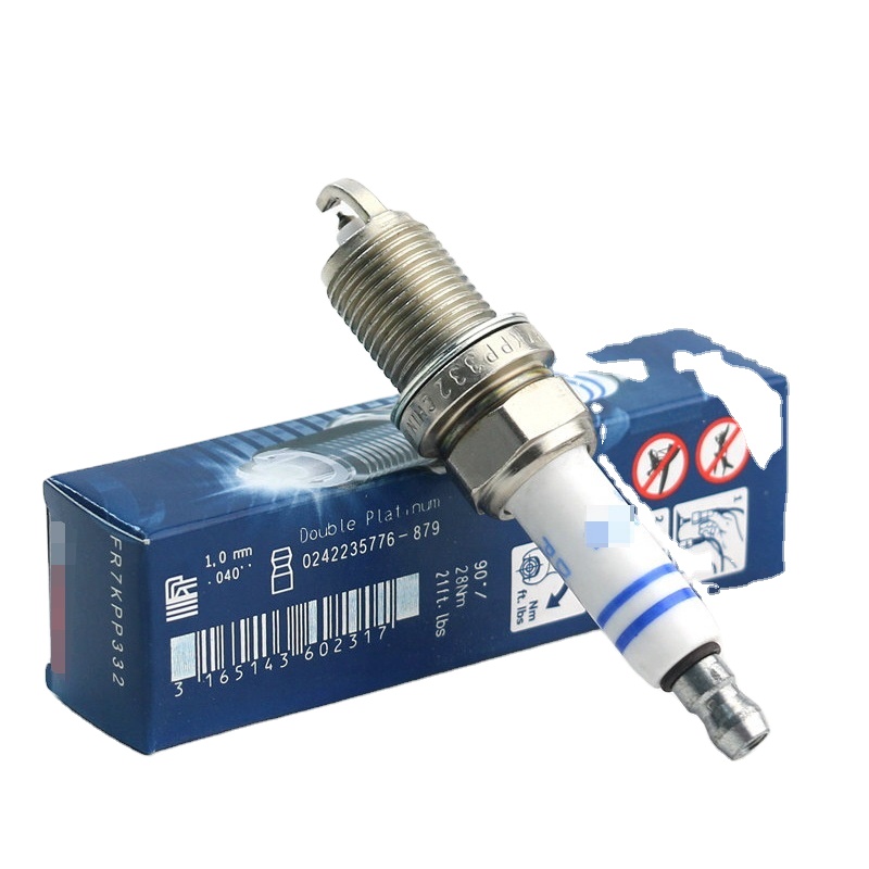 DILKAR7D 11 22401-1VA1C for Nissan Novel Tiana Tiida Spark Plug