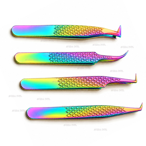 Pinzas para Pestañas de Acero Inoxidable Arcoíris, Punta Suave, Diseño Angulado de Precisión, Antimagnéticas, Duraderas, para Aplicación en Salones de Belleza - Product Image 4