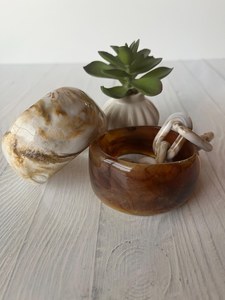 Brazalete de Resina con Forma Irregular y Diseño Marmoleado - Product Image 2