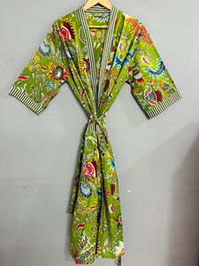 ชุดคลุมกิโมโนผ้าฝ้าย 100% ลายดอกไม้สำหรับผู้หญิง ชุดคลุมสำหรับเพื่อนเจ้าสาว ชุดคลุมอาบน้ำสำหรับงานแต่งงาน ชุดคลุมชายหาด ไซส์ใหญ่ ชุดคลุมอาบน้ำผ้าฝ้ายอินเดีย - Product Image 3
