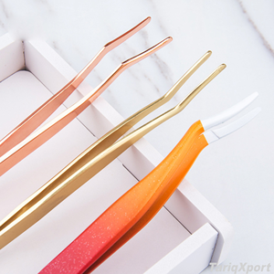 Pinzas de Acero Inoxidable Curvadas a 45 Grados con Punta Inclinada para Extensiones de Pestañas y Cejas - Product Image 2