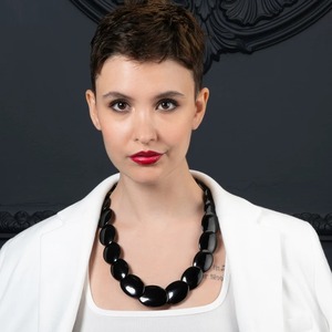Collier en résine artisanale, bijoux modernes en résine époxy, collier élégant et tendance, cadeau pour femmes - Product Image 6