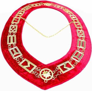 Collier maçonnique en métal doré pour Maître Maçon avec support rouge - Product Image 3
