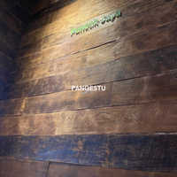 Plancher en bois de teck recyclé style Barnwood, design minimaliste écologique pour une utilisation en intérieur/extérieur dans les cafés et les intérieurs