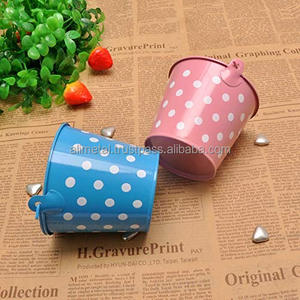 Seau de fleurs de jardin décoratif imprimé pour la décoration de la maison Balcon et entièrement personnalisation. - Product Image 3