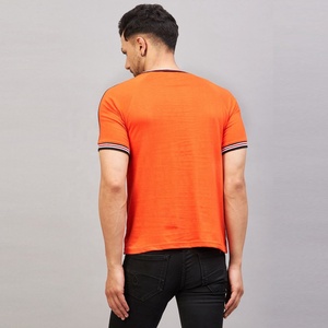 Precio al por mayor 100% algodón camisetas de los hombres de alta calidad Slim Fit cuello redondo con logotipo personalizado en blanco camisetas de los hombres de tela de punto - Product Image 6
