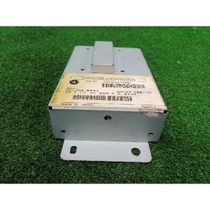 300 ECU y Módulos de Computación Usados 05064024AB - Product Image 4