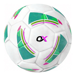 Ballon de football en cuir PU cousu à la machine Oxva Industries, taille 5, durable, personnalisable avec votre logo pour l'entraînement - Product Image 6