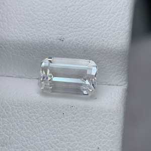 Piedra lunar de corte esmeralda, gema natural suelta de origen africano con destello azul facetado para la fabricación de joyas. - Product Image 3