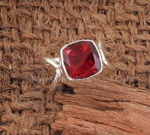 Bague de déclaration en argent sterling 925 avec quartz rouge naturel serti clos, pour femme, bijoux de mode, vente en gros - Product Image 3