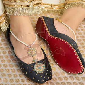 Nouvelles Khussas Légères pour Femmes - Tendance Mode Imprimée Antidérapante en Velours de Haute Qualité - Vente Directe Usine - Product Image 3