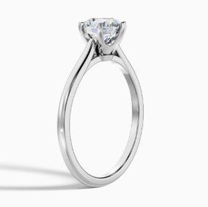 Bague en moissanite taille ronde en argent sterling 925 plaqué or blanc, bague de fiançailles minimaliste et délicate, alliance de mariage, bague de mariée - Product Image 4