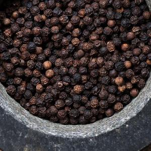 Pimienta Negra Natural con Rico Aroma, Empacada para Pedidos al por Mayor, Garantizando Máxima Frescura y Sabor - Product Image 3