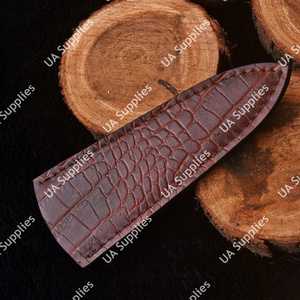 ซองใส่มีดหนังแท้ลายจระเข้ทำมือระดับพรีเมียม แบบพกพาแนวตั้ง พร้อมคลิปโลหะสีดำ รับผลิตตามสั่ง OEM MOQ ต่ำ - Product Image 5