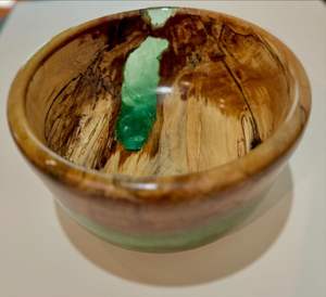 Elegante Tazón Hecho a Mano de Resina Epoxi Libre de BPA y Madera de Acacia, Diseñado con Madera y Resina Reales para Decoración de Cocina y Comedor de Lujo - Product Image 3