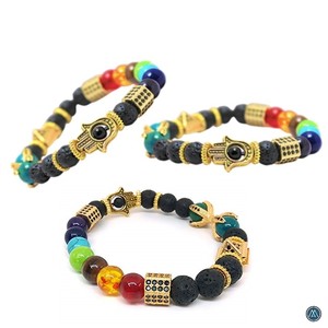 Pulsera de Piedras Preciosas Talladas a Mano con la Pirámide del Shree Yantra, Siete Chakras, Mano de Hamsa y Garra del Destino, para Sanación de Chakras - Product Image 4