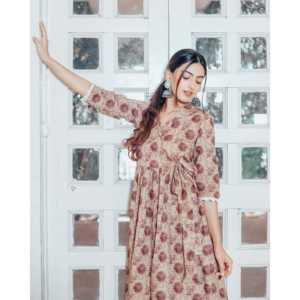 Ensemble assorti Kurta floral violet brun avec manches trois-quarts, taille XS - Product Image 4