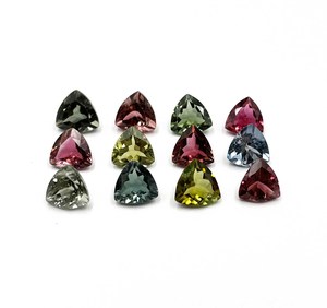 Turmalina natural multicolor con corte trillón de 6 mm, piedra preciosa para la fabricación de joyas, certificada por IGI. - Product Image 2