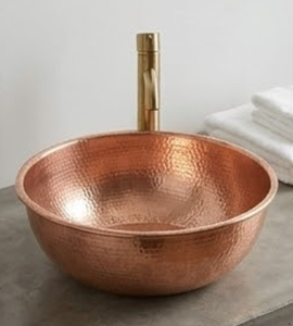 Évier de cuisine élégant en cuivre poli fait main, à cuve unique, design rustique rond, installation sur plan, pour usage domestique - Product Image 6