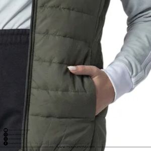 Chaqueta Acolchada Impermeable con Capucha y Estampado Frontal de Logotipo Personalizado de Alta Calidad para Hombre, Sin Mangas, Unisex, para Invierno y Actividades al Aire Libre - Product Image 4