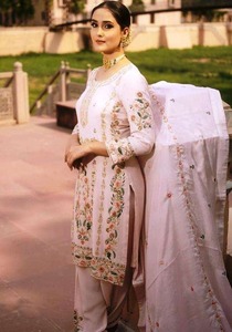 Traje Moderno de Diseñador Sin Coser Bordado a Mano para Mujer, Moda India, Ropa de Fiesta Vanguardista - Product Image 2