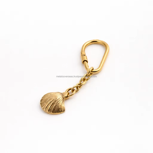 Llavero vintage de latón con acabado dorado, llavero de concha marina de metal, estilo playero, para regalo y recuerdo. - Product Image 3