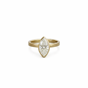 Elegante anillo de compromiso de oro macizo de 14 quilates con diamante talla marquesa, engaste en bisel, solitario, minimalista, delicado, anillo de promesa, regalo para ella. - Product Image 1