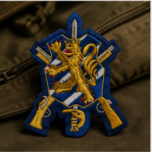 CROSS SWORDS LION Parche Bordado de Encaje de Alta Calidad, Insignia Circular de Tela para Coser, Diseño de Lujo para Prendas - Product Image 1