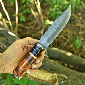 Cuchillo de Caza Personalizado de Acero de Damasco con Hoja de Punta Caída y Mango de Madera de Hueso de Camello Quemado, Cuchillo de Hoja Fija para Supervivencia al Aire Libre - Product Image 5